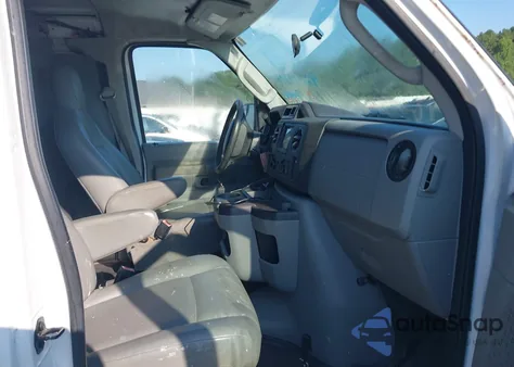 2014 Ford E-350 Super Duty Commercial из США, поврежденный, VIN 1FTSE3EL9EDA49034